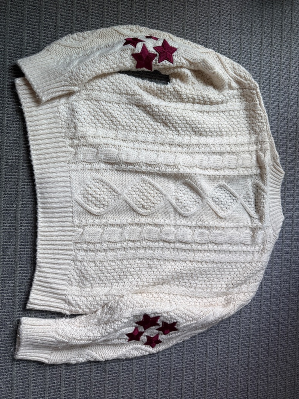 Taylor Swift Red TV cardigan star patches authentic XS/s 🎾 - Picture 5 of 5